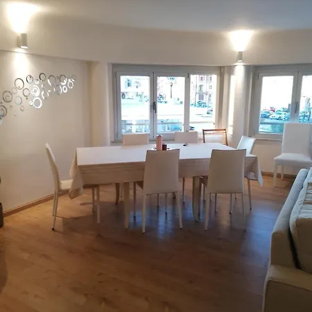 Intero Sul Mare Passeggiata Apartment Viareggio